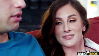 Ally Cooper gives blow amd hand jobs to Johnny Love