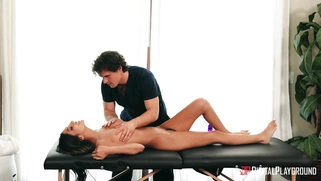 Gianna Dior gets massaged by Robby Echo