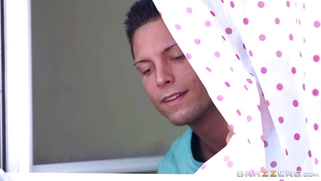 Kylie Rose masturbates as her brother's friend spies on her