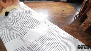 Mature Alexis Fawx gets massaged