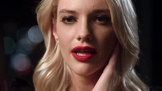 Coco Lovelock, Kenna James and Oliver Flynn in fetish threesome