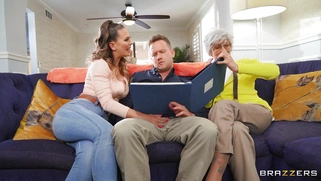 Cherie DeVille is seducing Van Wylde and her mom is none the wiser