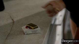 Kenzie Reeves and Mona Wales get fucked by Oliver Flynn