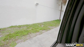 Kaylynn Keys gets facialed by Jay Bangher