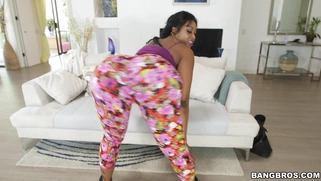 Victoria Cakes entered the room showed us her monstrous ass