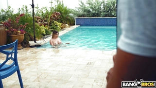 Marica Chanelle gets her big tits worshipped by Jonathan Jordan