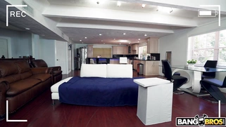 Xxlayna Marie is spying on Damion Dayski jerking his BBC