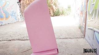 Latina Blondie Fesser is sucking the dick in POV