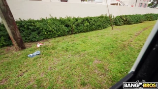 Evelyn Payne gets jizz load in her mouth