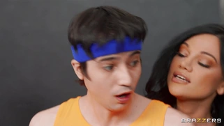 Mona Azar and Ricky Spanish are in the gym