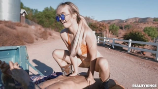 Lilly Bell shakes her ass on the big boner