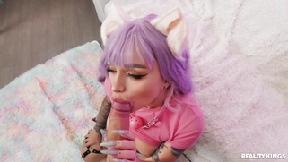 Leah Meow is sucking the thick cock in POV