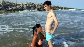 Amy Amor gives hot blowjob to Jordi in the water