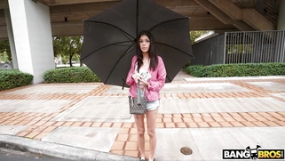 Sisi Pesos is getting picked up on the street