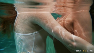 Candy Alexa and Sybil A play lesbo games in front of Jordi