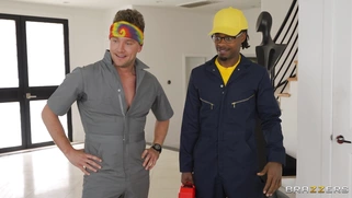 Eliza Ibarra gets her pussy licked by Gianna Dior