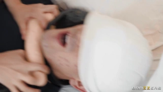 Mina Von D is fucking Jordi in cowgirl position