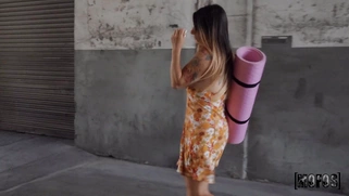 Lily Veroni gives nice blowjob in POV