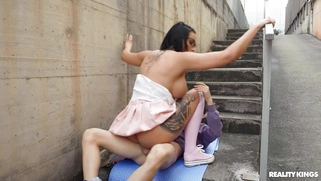 MILF Jolee Love enjoys riding hard cock outdoors