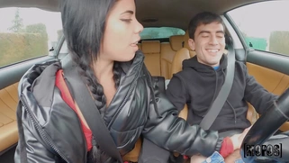 Megan Fiore is sucking Jordi's cock in the car