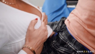 Rachel Starr gives blowjob to Van Wylde in POV