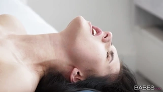 Crystal Greenvelle gets jizz load on her pussy after anal fucking