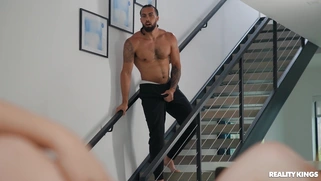 Bess Breast and Leana Lovings play lesbo games