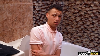 Gigi Dior gets her pussy licked by Johnny Love