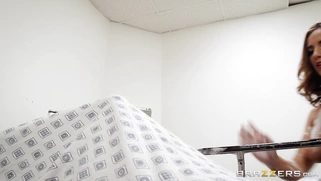 Layla London gives her patient a soapy handjob