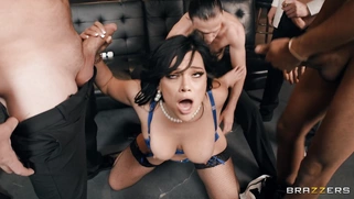 MILF Mona Azar is sucking five big cocks