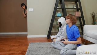 Codi Vore gets her pussy licked by Jessie Lee