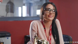 Kiki Daniels is sucking giant dick in the office