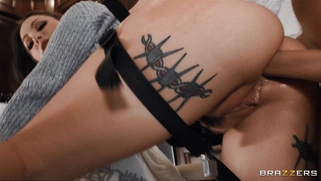 Bella Blu gets assfucked by Zac Wild standing