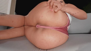 Claudia Bavel shows off her amazing ass poolside