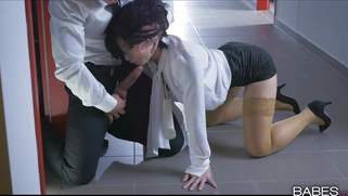 Rina Ellis gets her face fucked on the floor