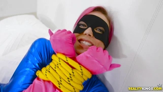 Super heroine Anna Bell Peaks tied herself up and squirted all over the place