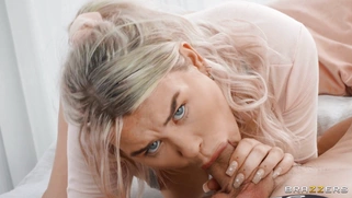 Blonde Gina Varney is sucking Tommy Cabrio's cock