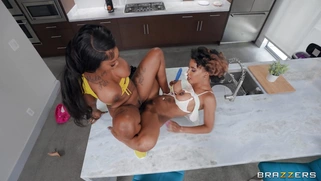 Demi Sutra and Baby Gemini play lesbo games