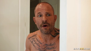 Vanna Bardot gives blowjob to Scott Nails