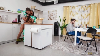 Lily Starfire gets fucked by Dan Damage standing