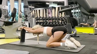 Blonde at the gym wanted to suck dick