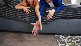 Savannah Bond is sucking Van Wylde's cock