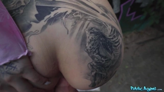 Tattooed Melania Dark gets pussy fucked standing