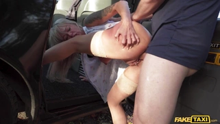 Mature Letty gets facialed after pussy fucking