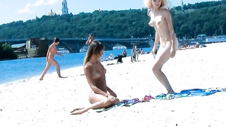 Young nudist fresh hotties caught on a [censored]