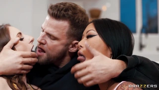 Penelope Kay and Connie Perignon are sucking Vince Karter's cock