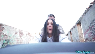 Betzz gets fucked by Martin Gun standing outdoors