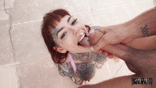 Tiger Lilly gets facialed after pussy fucking