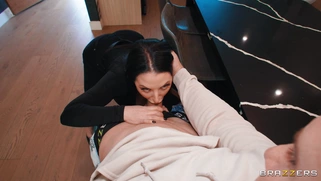 Angela White gives blowjob to Jmac