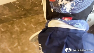 She got stuck so I fucked her hard